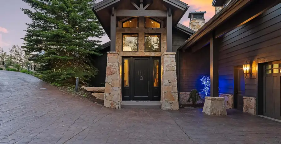 Sky Ridge Retreat