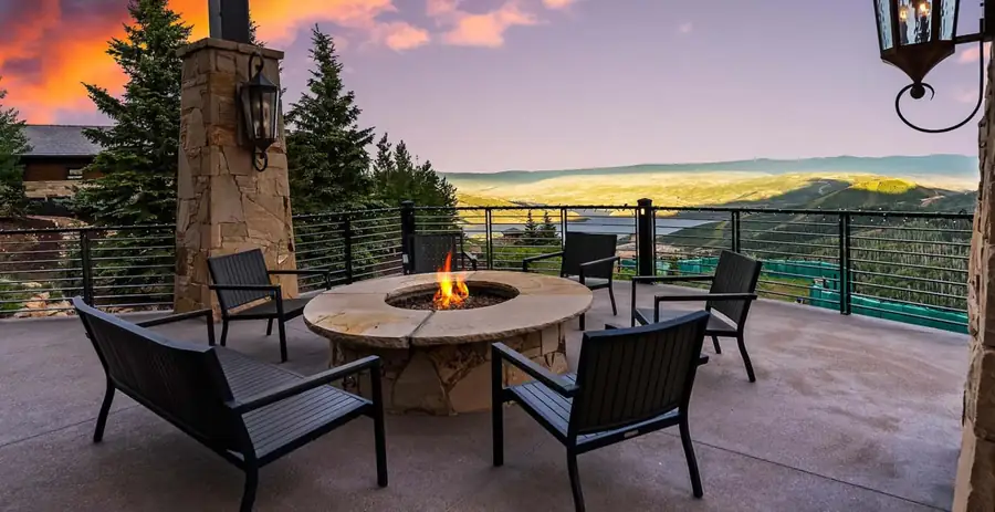 Sky Ridge Retreat
